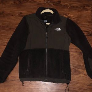 Women’s brown north face jacket